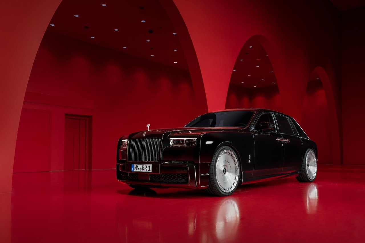 Rolls-Royce Phantom получил очень необычные монолитные колёса